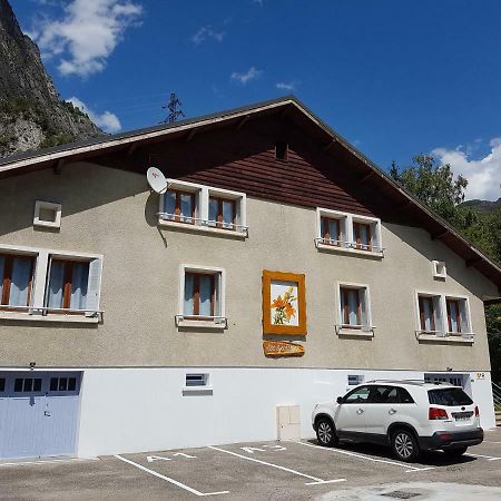 Appartement Les Lys Orangés à Le Bourg-dʼOisans Extérieur photo