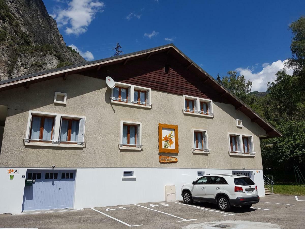 Appartement Les Lys Orangés à Le Bourg-dʼOisans Extérieur photo