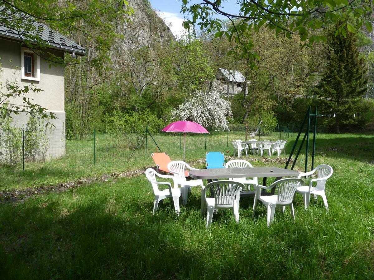 Appartement Les Lys Orangés à Le Bourg-dʼOisans Extérieur photo