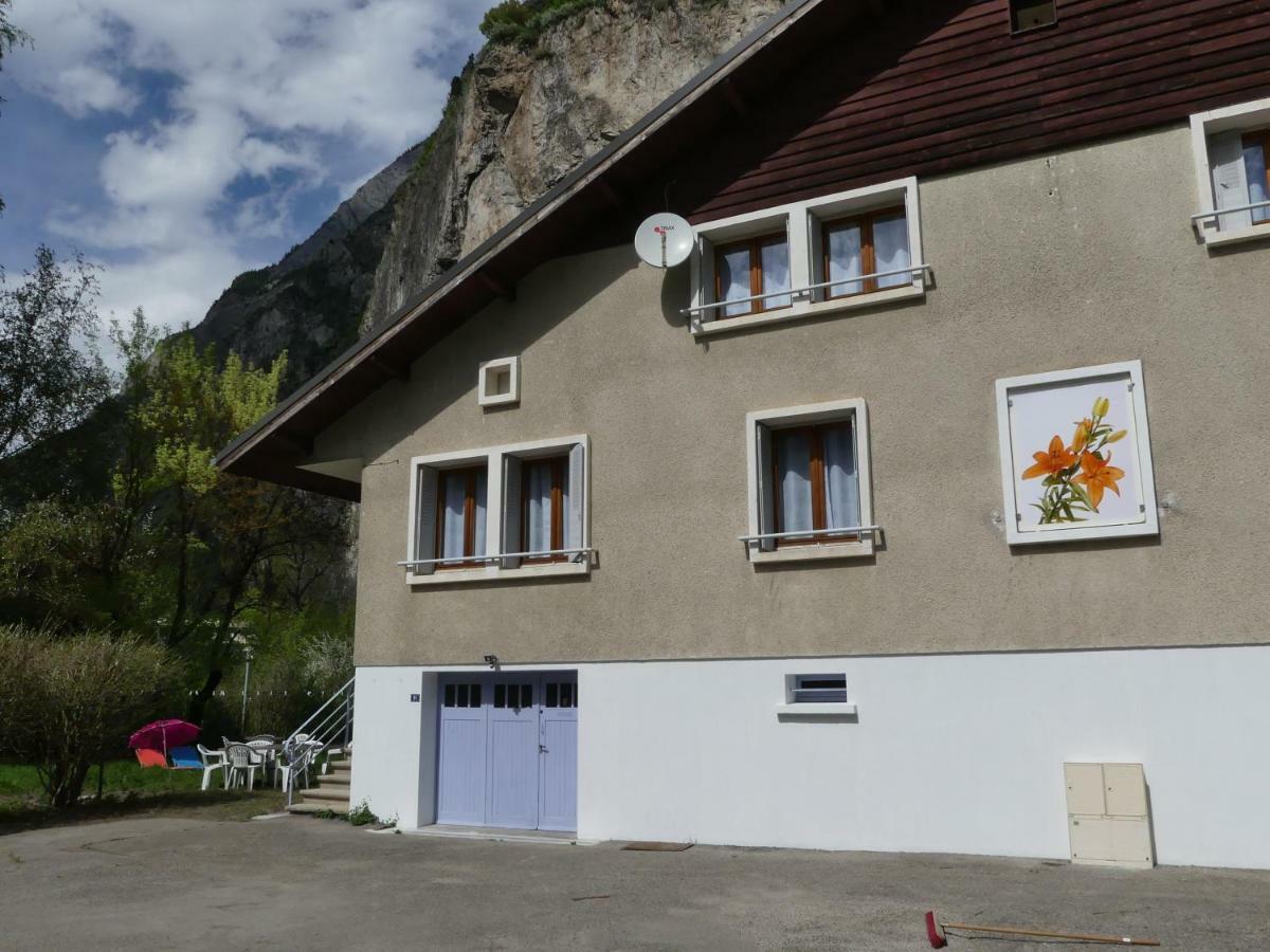 Appartement Les Lys Orangés à Le Bourg-dʼOisans Extérieur photo