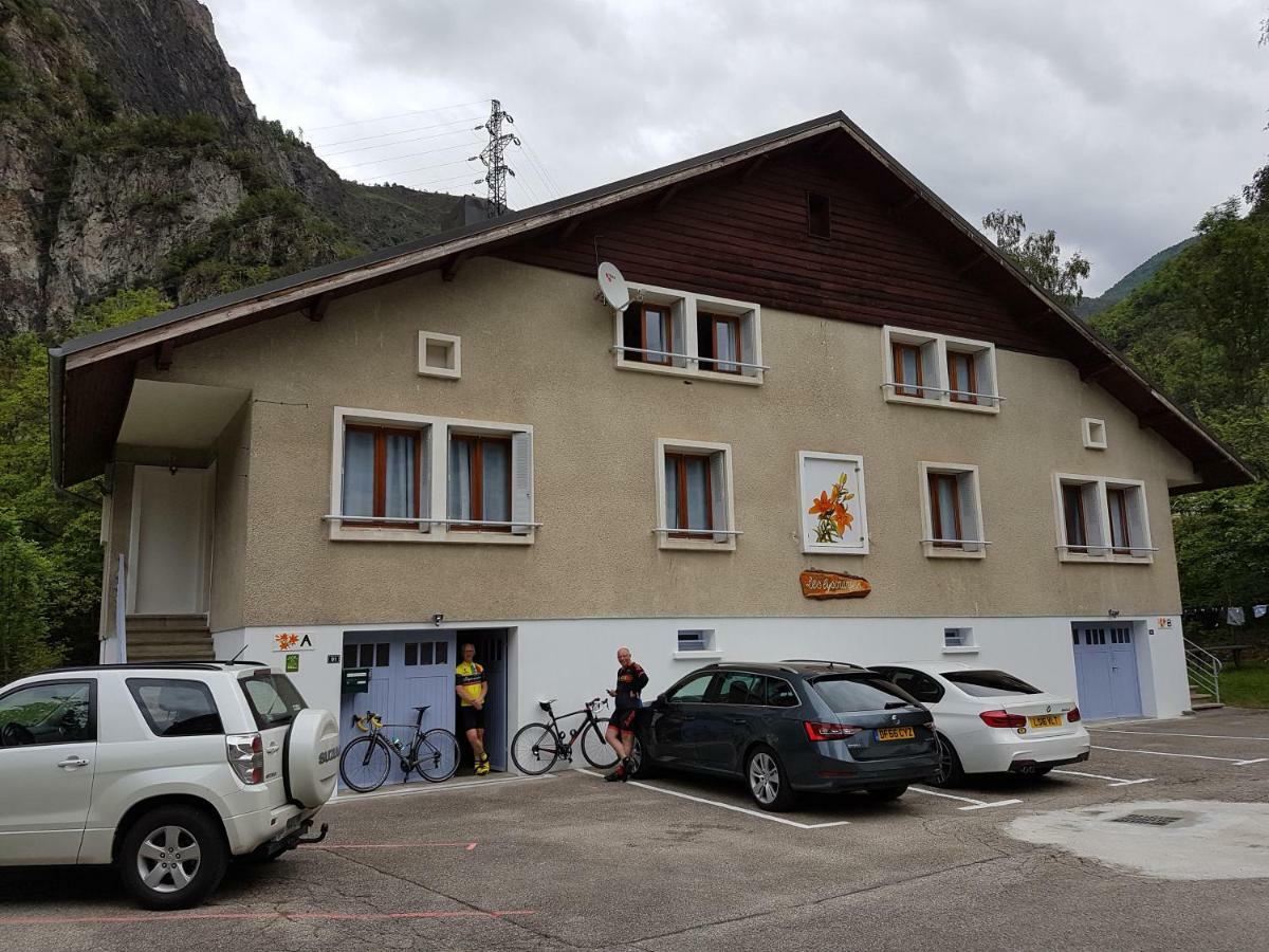 Appartement Les Lys Orangés à Le Bourg-dʼOisans Extérieur photo